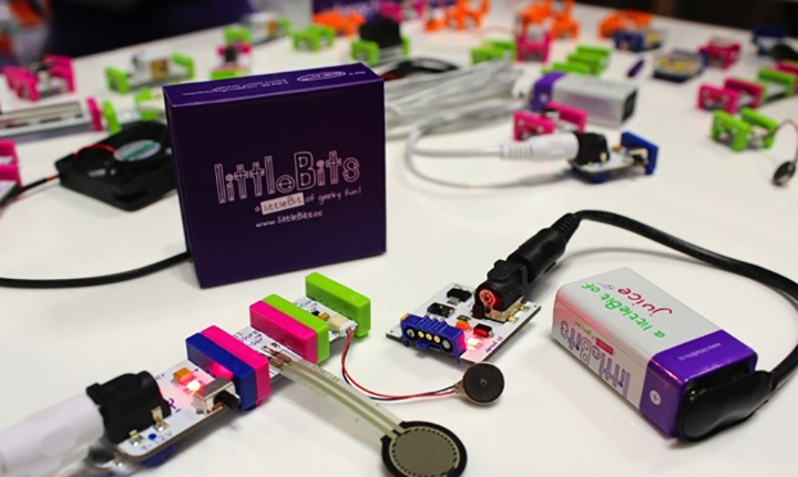 littlebits - Les étudiants en première année créent leurs premiers objets connectés !