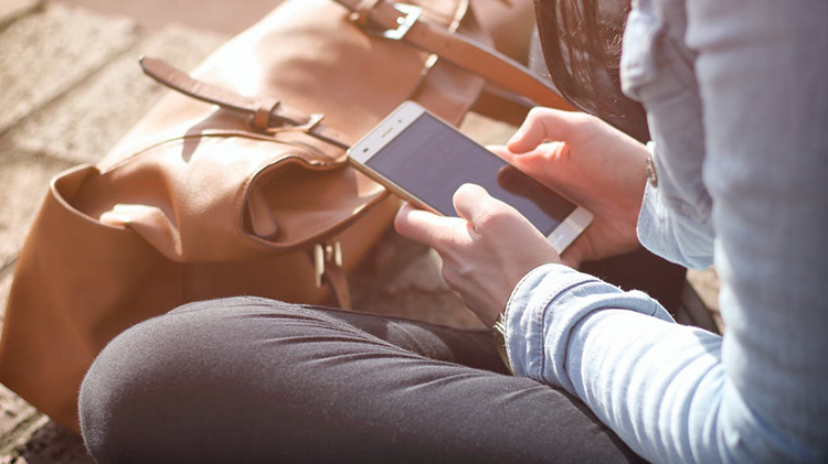 une application - 5 applications mobiles innovantes prototypées par des étudiants en école du digital