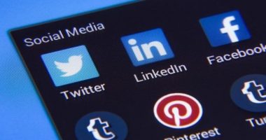 reseaux sociaux actu 380x200 - S'initier à Hootsuite, l'outil de gestion des réseaux sociaux : défi relevé pour des étudiants de la promo 2023
