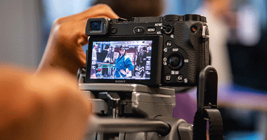 5 conseils a retenir pour se demarquer dans le digital et le multimedia 380x200 - 5 conseils pour être au top des tendances en tant que digital artist sur Instagram