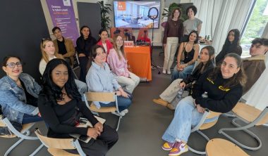 Cours podcast IIM digital 380x222 - Mastère Ecommerce, Data, & IA