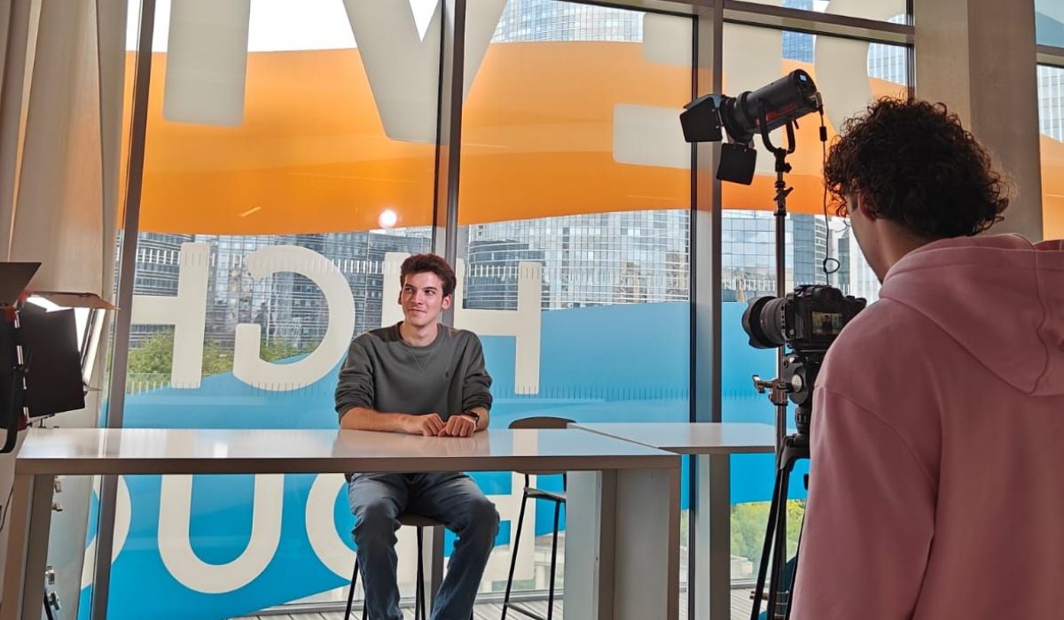 Premiers pas dans l’audiovisuel pour les étudiants de la promo 2030 Audiovisuel bachelor 4 - Premiers pas dans l’audiovisuel pour les étudiants de la promo 2030
